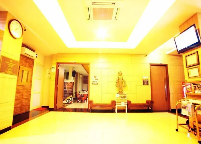 Avirahotel Panakkukang