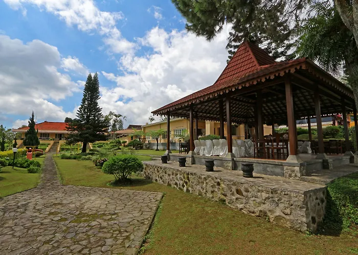 Indah Palace Tawangmangu