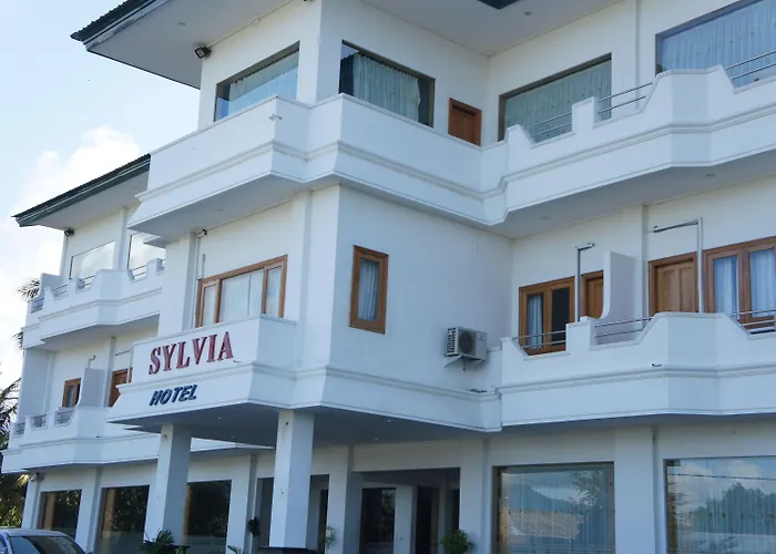 Sylvia Hotel Maumere