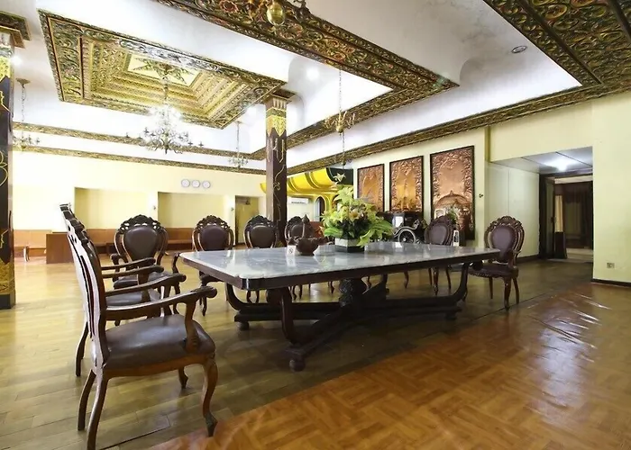 Sriwedari Hotel