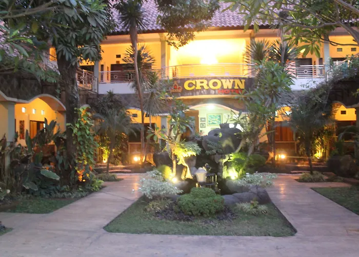 Crown Lombok
