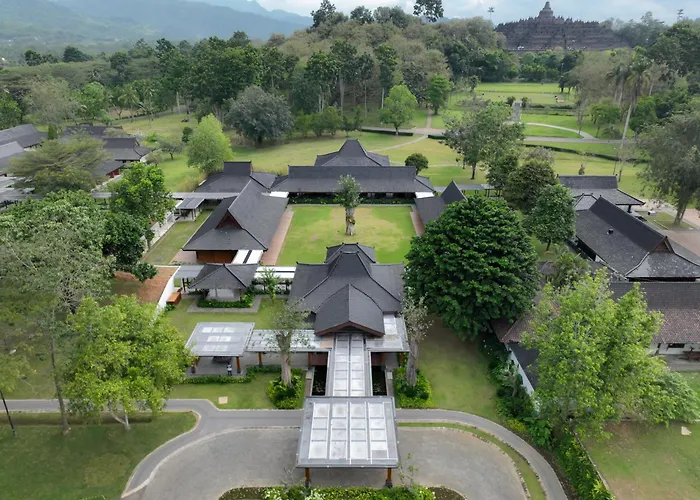 Manohara Borobudur Cultural Center