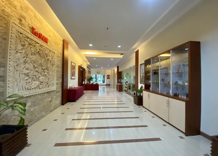 Hotel Tosan Solo Baru