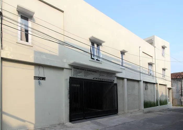 RedDoorz Plus near UPN Jogjakarta 2