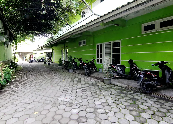 Hotel Popi - Pondok Pisang