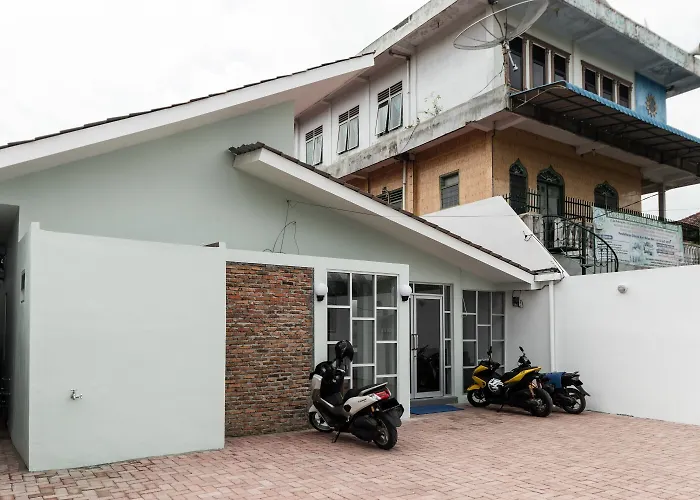 Reddoorz Plus Near Rs Usu Medan 2