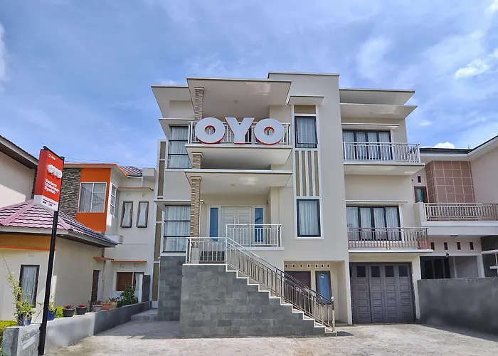 OYO 838 Sanjaya Homestay Syariah