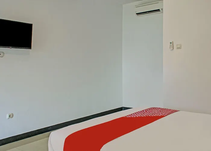 Oyo 3841 Wisma 25