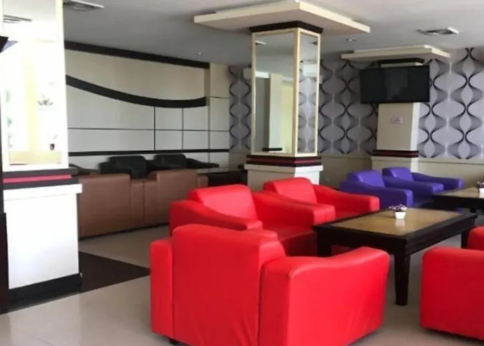 D'Blitz Hotel