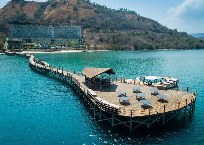Ayana Komodo Waecicu Beach