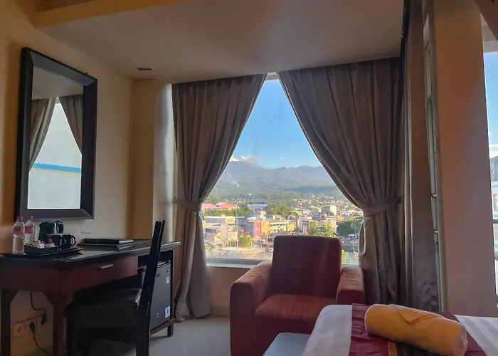 Lion Hotel & Plaza Manado
