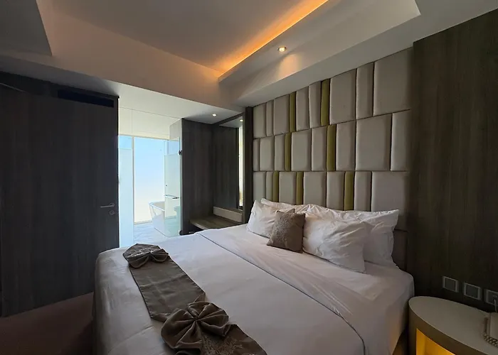 The Crystal Luxury Bay Resort Nusa Dua