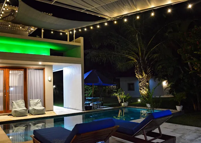 2 Bedroom With Pool & Close To Setangi Beach