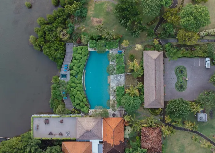 Naya Gawana & Spa