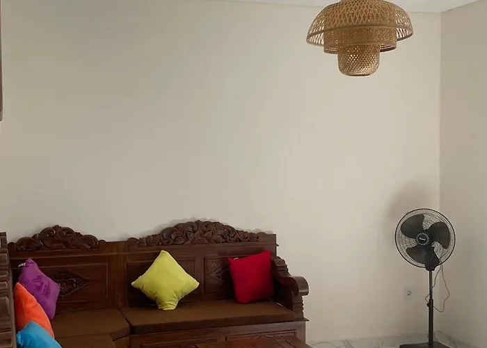 Gubug Balian Beach Bungalow Selemadeg , Indonesia