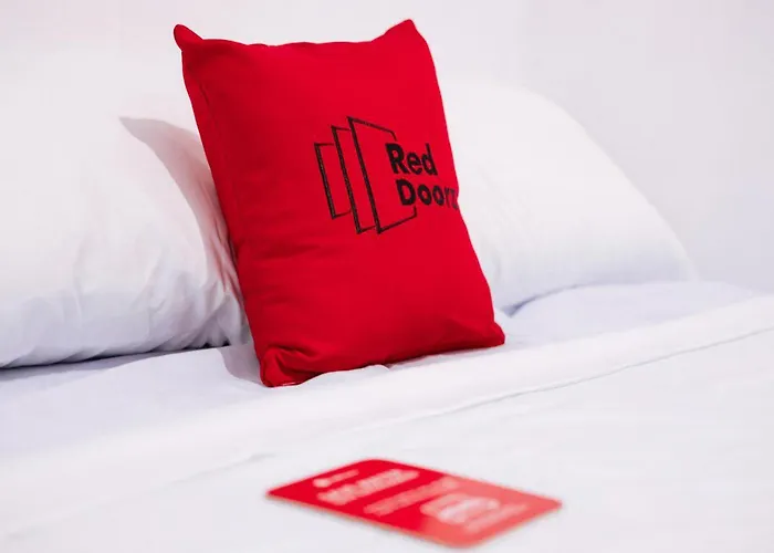 Hotel Lestari Near Lippo Plaza Mall Jember