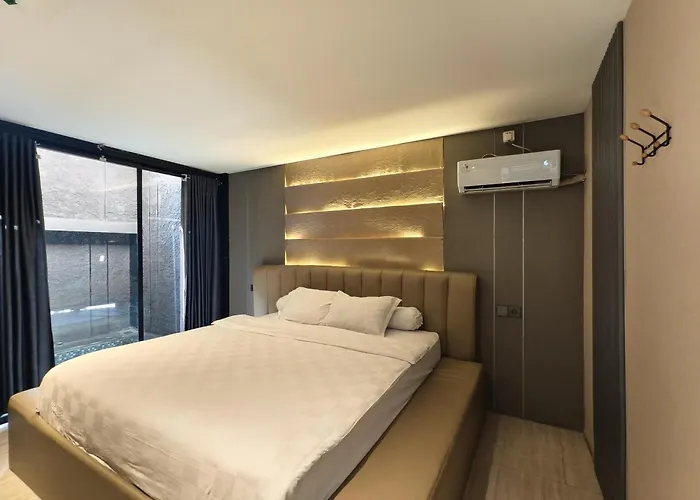 Ohana Suites