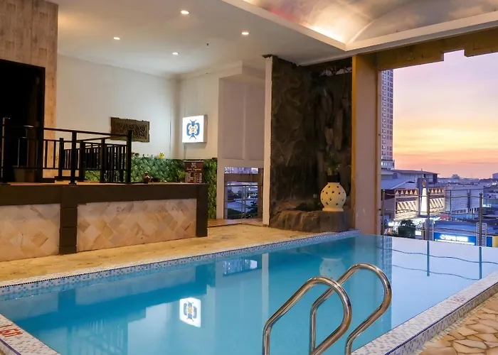 Harmoni Suites Hotel