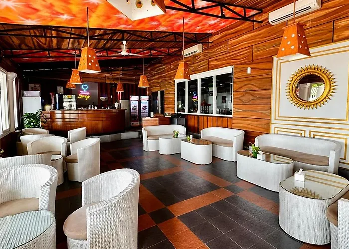 Grand Whiz Hotel Trawas Mojokerto