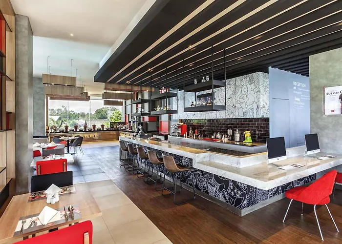 Ibis Manado City Center Boulevard