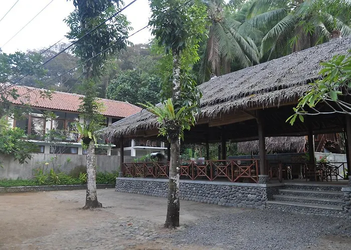 Cindewulung Bed & Resto