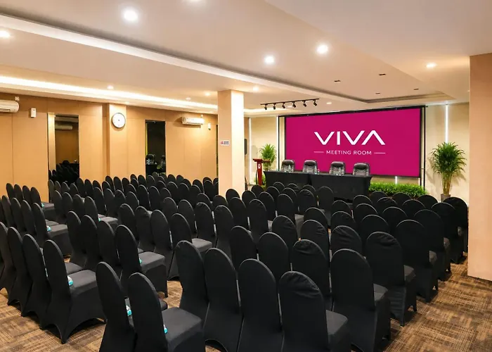 Viva Kediri, Azana s Collection