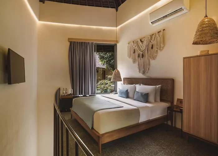 Canggu Cabana Beach Resort By Ini Vie Hospitality