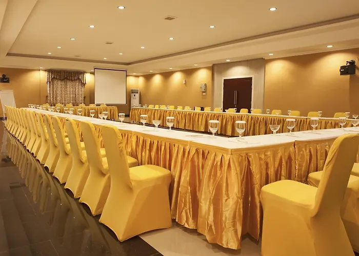 Borneo Emerald Hotel