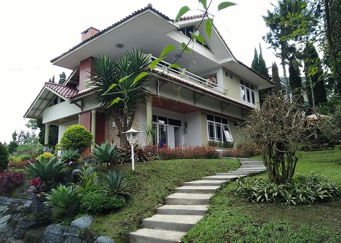 Villa Bougenvile Lembang Asri