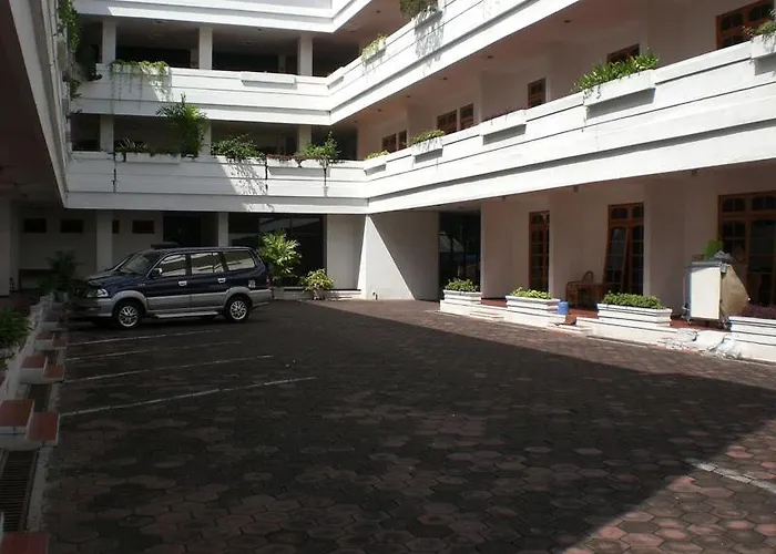 Kartika Abadi Hotel & Restaurant