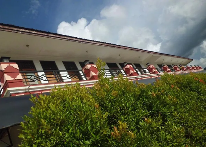 Hotel Sinar Tambolaka