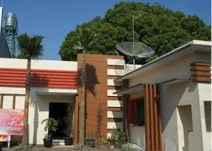 Arowana Hotel