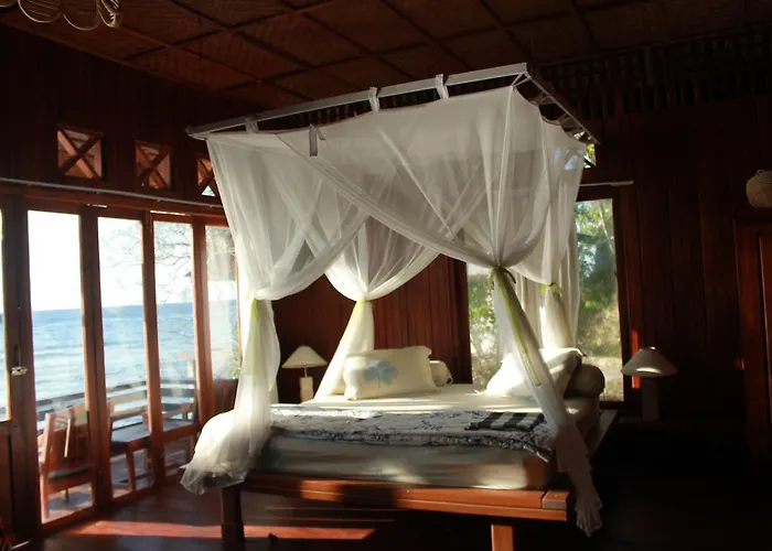 Kadidiri Paradise Batudaka, Indonesien
