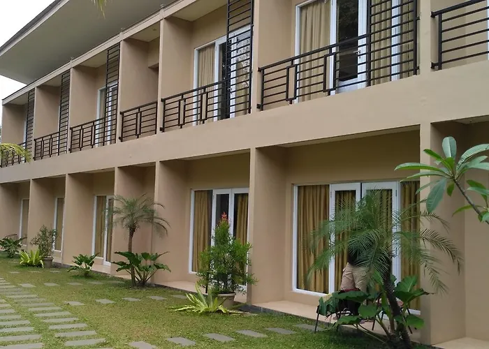 Bali De Anyer Hotel & Restaurant