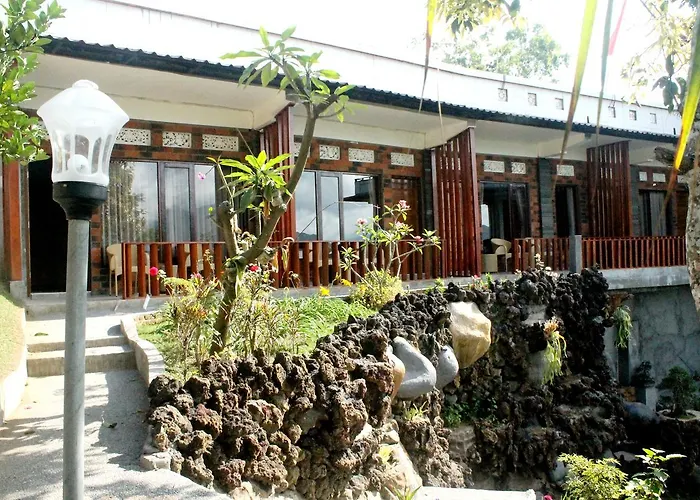 Caldera Hotel & Restaurant
