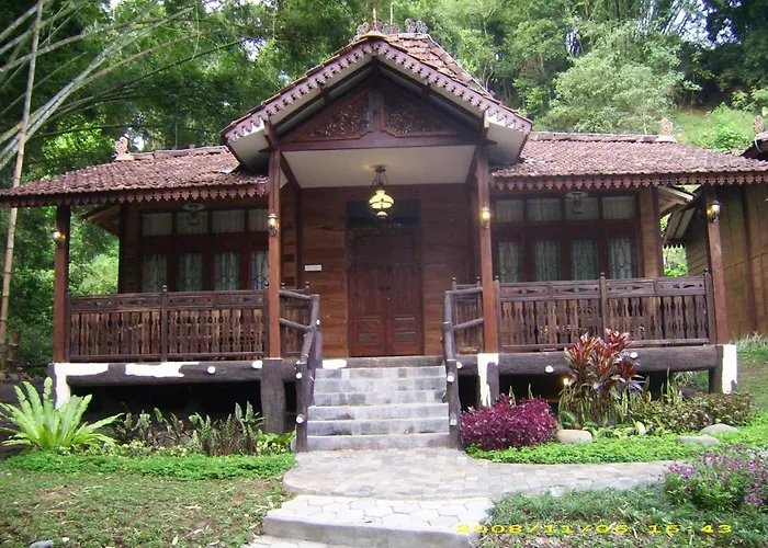 Green Valley Resort