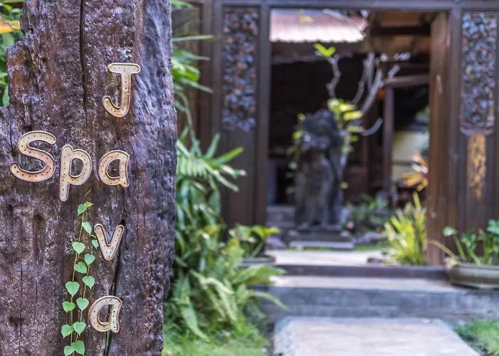 Hotel Pondok Sari Beach&SPA Resort Pemuteran, Indonesien