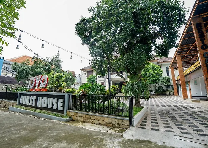 Oyo 282 Putri Utari Residence