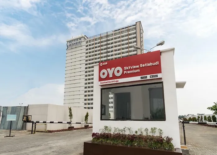 OYO 429 Skyview Setiabudi Premium