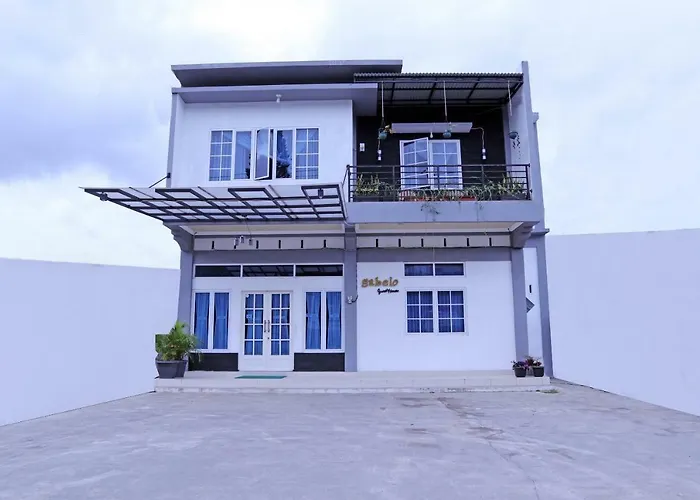 Oyo 1386 Hotel Grand Gabelo