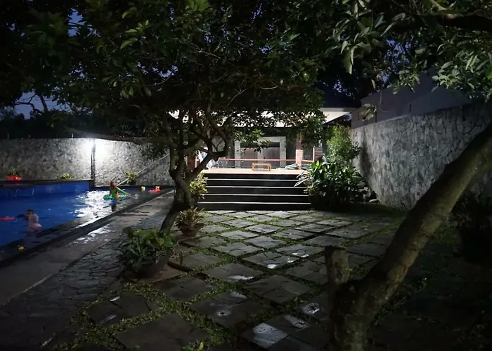 Pesona Air - Villa And Private Pool