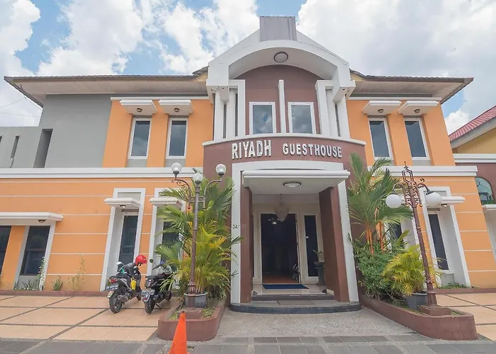 RedDoorz Syariah Plus @ Banjarbaru 2