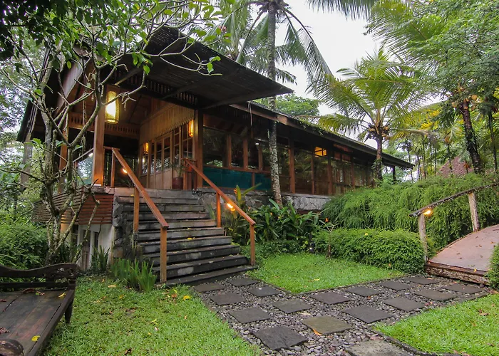 Khayangan Resort Villa