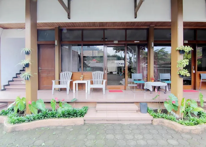 Villa Enggal