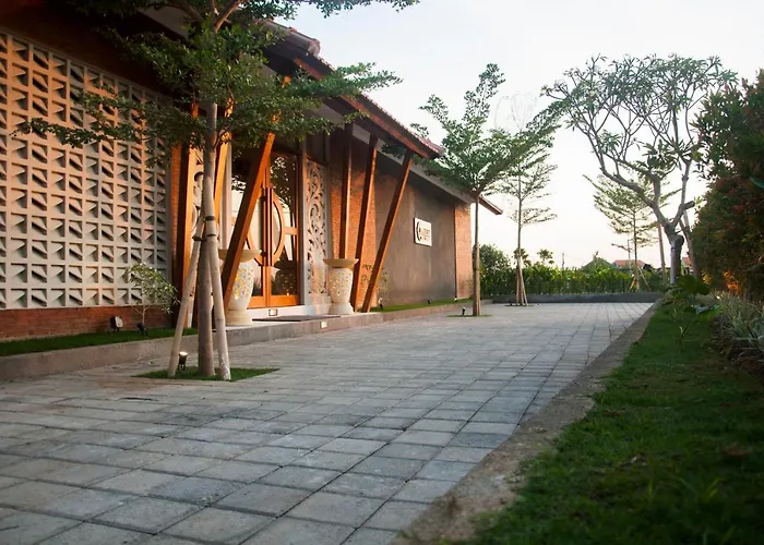 Omorich Bali