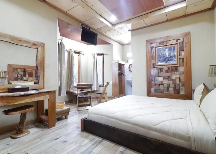 Alloyna Country Cottage Brastagi