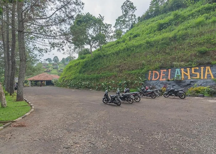 Reddoorz Resort Syariah Near Dcastello Ciater