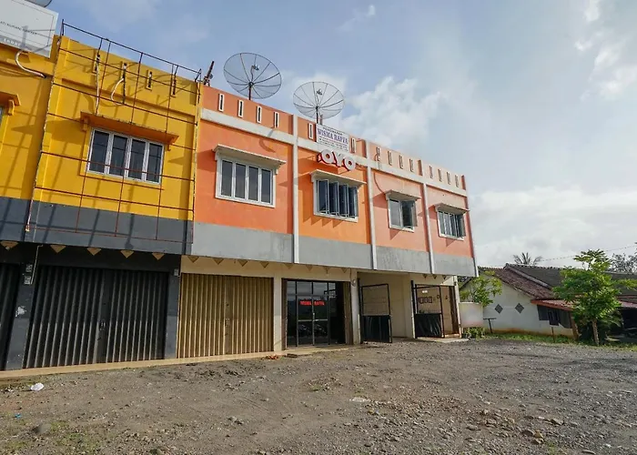 Oyo 2875 Wisma Raffa