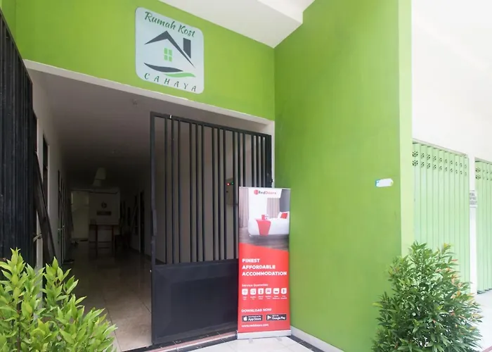 Reddoorz Syariah Near Stasiun