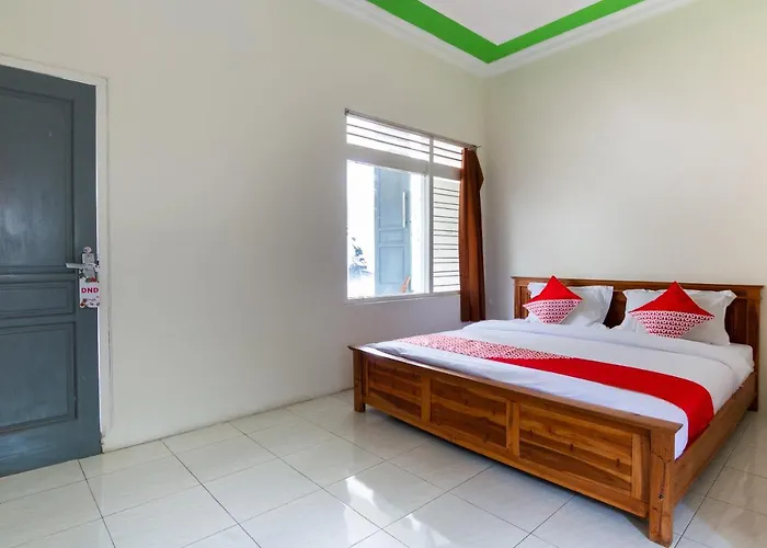 Oyo 3210 Villa Aisya